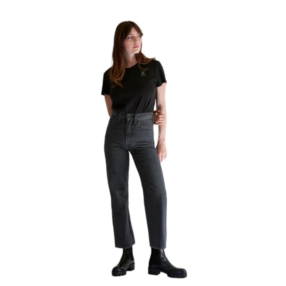 Levi’s Ribcage Straight Ankle Button Fly Jeans